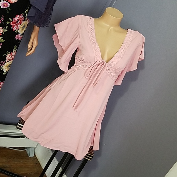 Dresses & Skirts - Stunning pink boho dress CRISS CROSS BACK